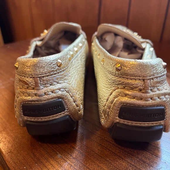 Louis Vuitton Gold Leather Suhali Lombok Driving Loafers w/ golden studs US6.5 - Picture 2 of 12